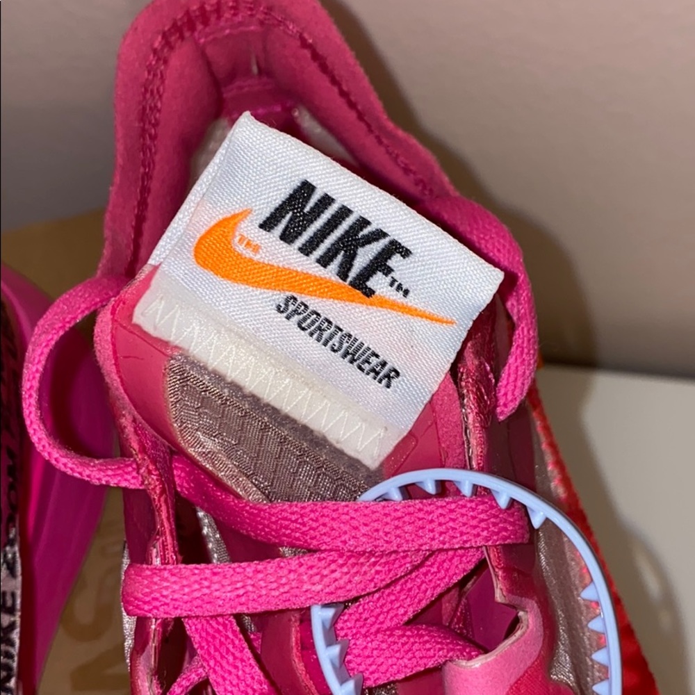 Off-White c/o Nike - Picture 5 of 8